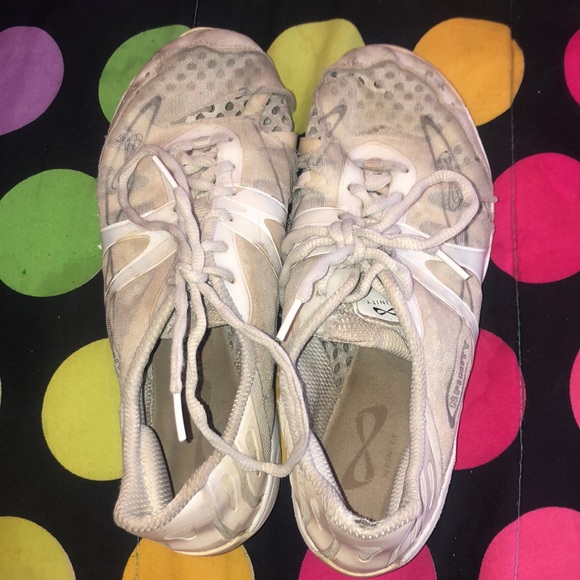 NFINITY Shoes - NFINITY VENGEANCE CHEER SHOES